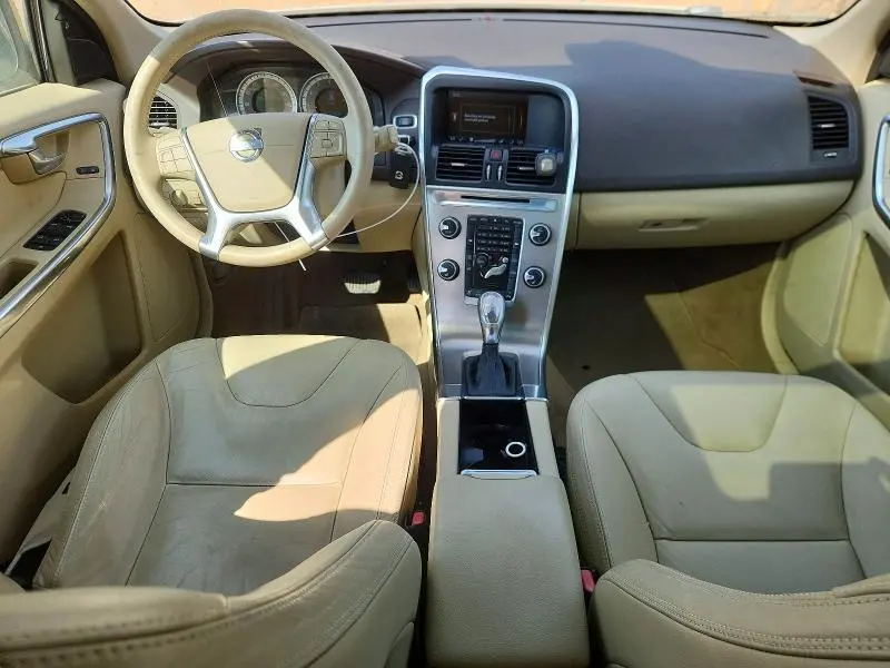 2013 VOLVO XC60 3.2  