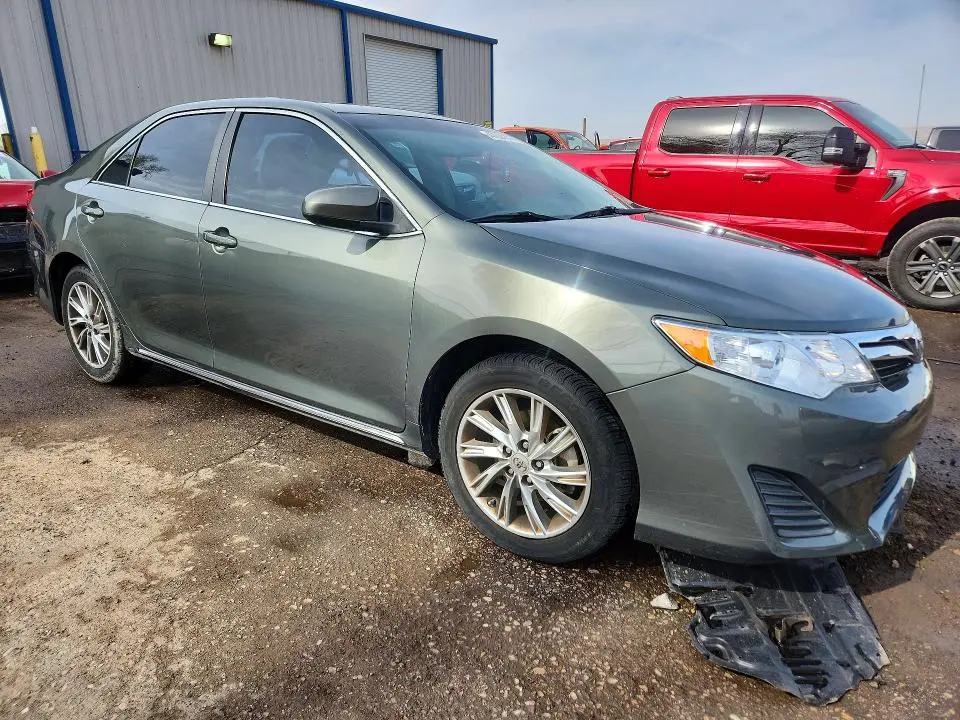 2013 TOYOTA CAMRY LE  