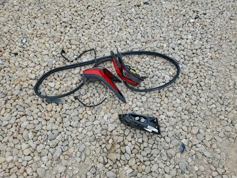 2020 NISSAN VERSA SV  