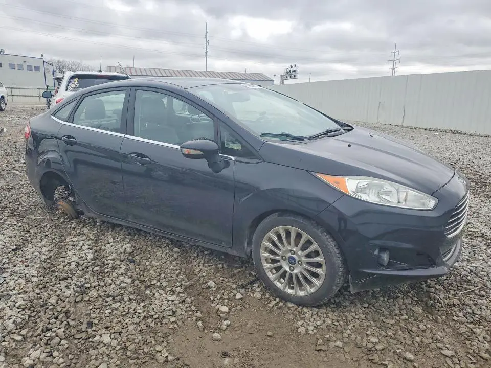 2016 FORD FIESTA TITANIUM  