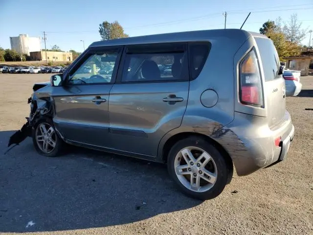 2011 KIA SOUL +  