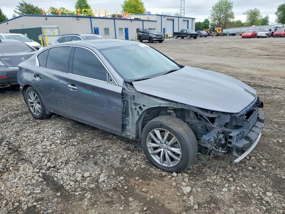 2015 INFINITI Q50 BASE  