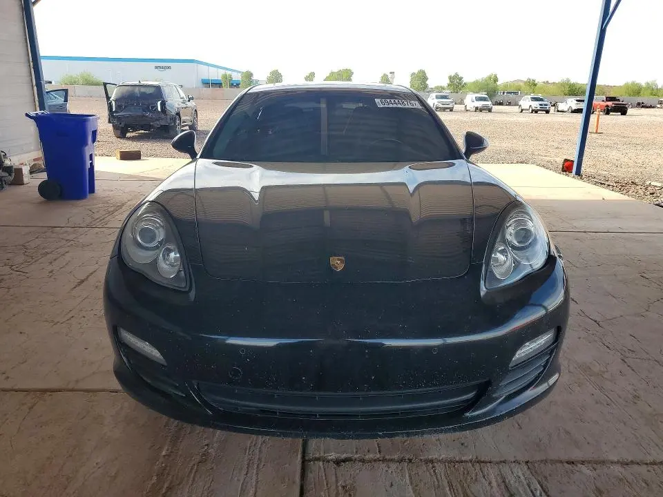 2013 PORSCHE PANAMERA 2  