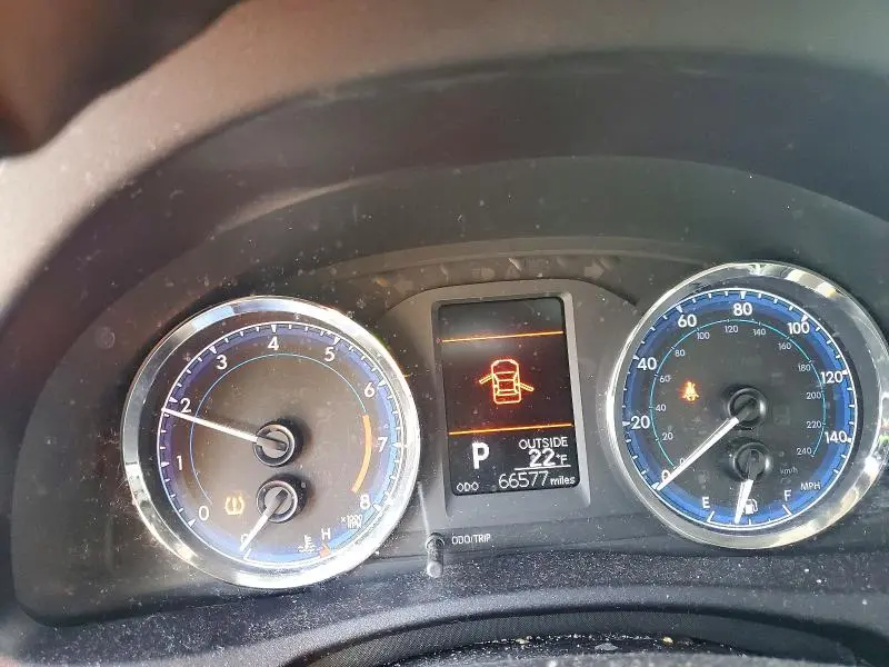 2019 TOYOTA COROLLA LE  