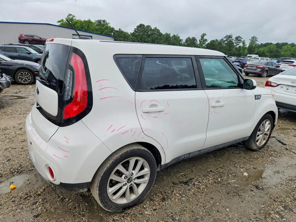 2017 KIA SOUL +  