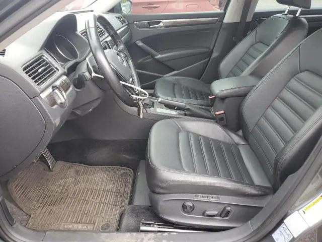 2017 VOLKSWAGEN PASSAT SEL PREMIUM  