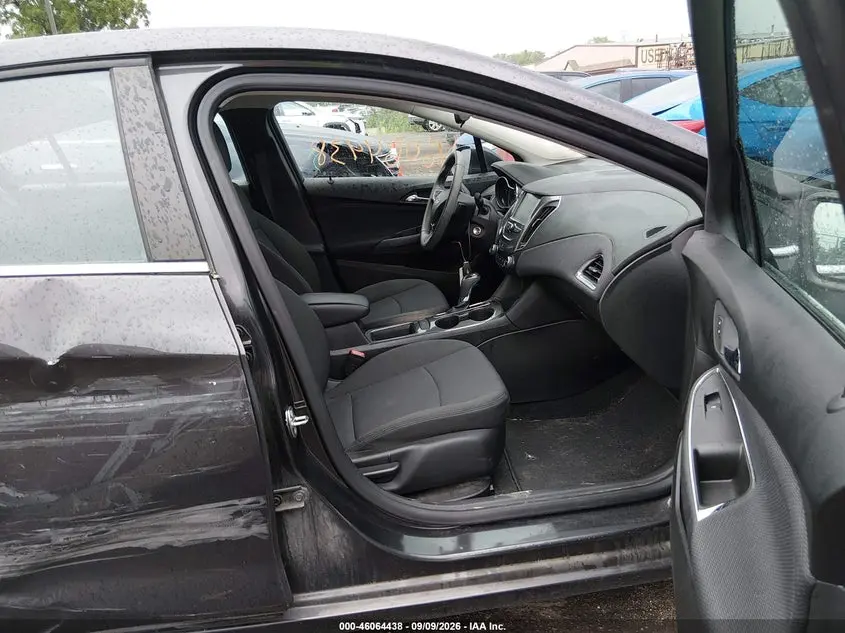 2017 CHEVROLET CRUZE LT AUTO