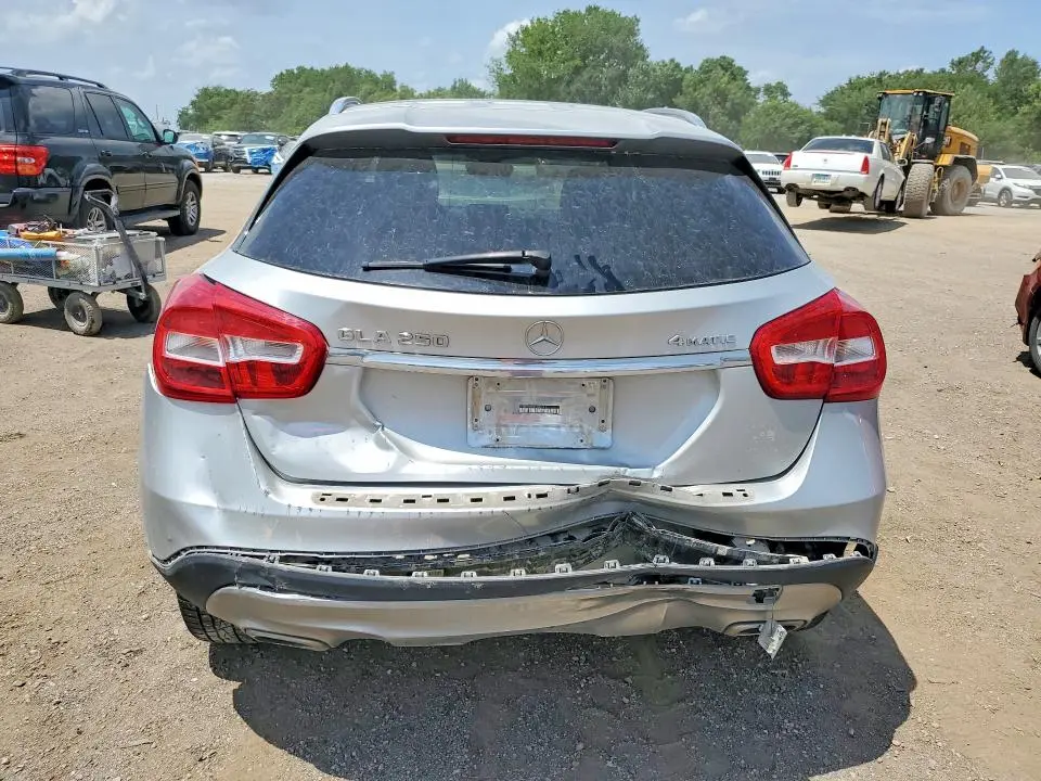 2017 MERCEDES-BENZ GLA 250 4MATIC  