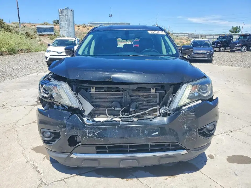 2019 NISSAN PATHFINDER SL  