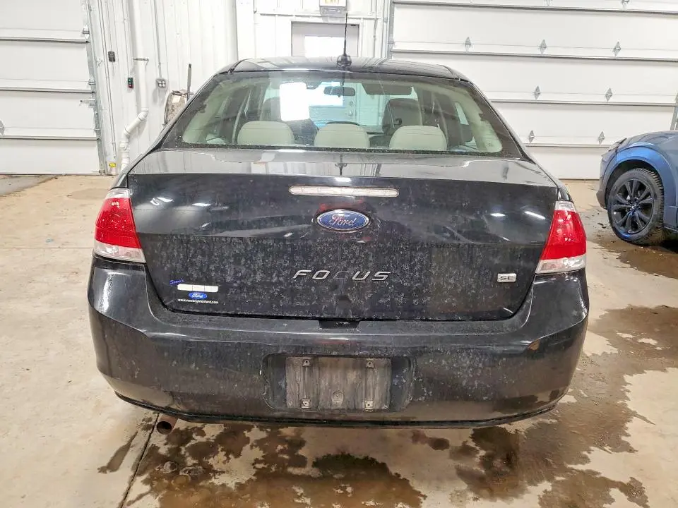 2011 FORD FOCUS SE  