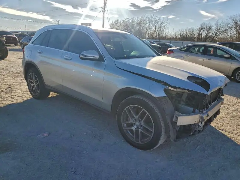 2016 MERCEDES-BENZ GLC 300  