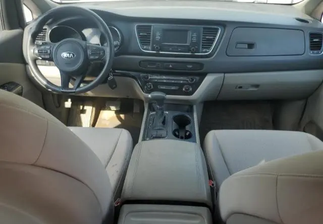 2017 KIA SEDONA L  