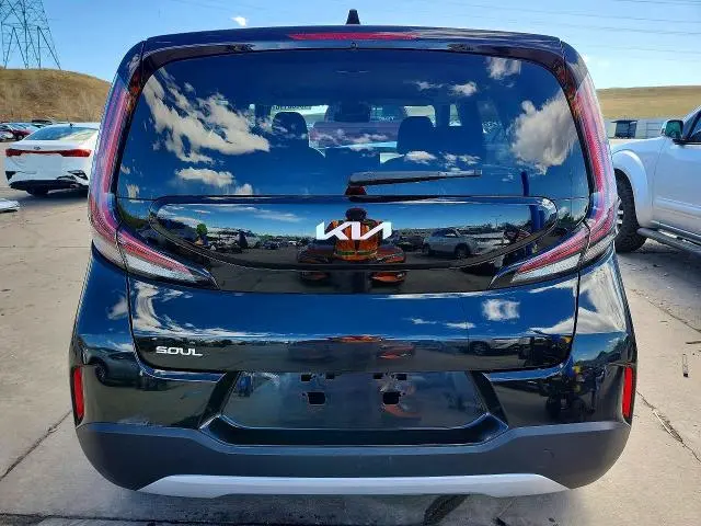 2025 KIA SOUL LX  