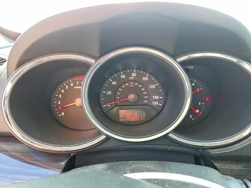 2012 KIA SORENTO LX  