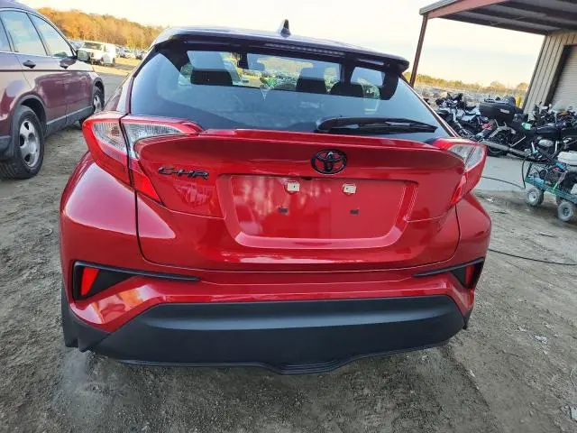 2021 TOYOTA C-HR XLE  