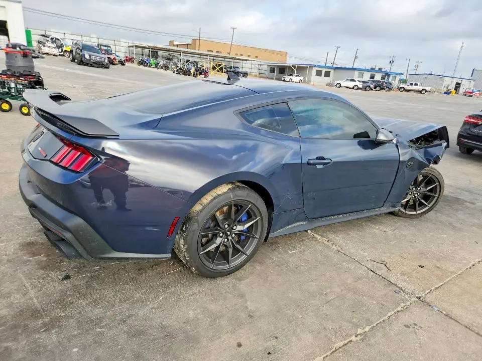 2025 FORD MUSTANG DARK HORSE  