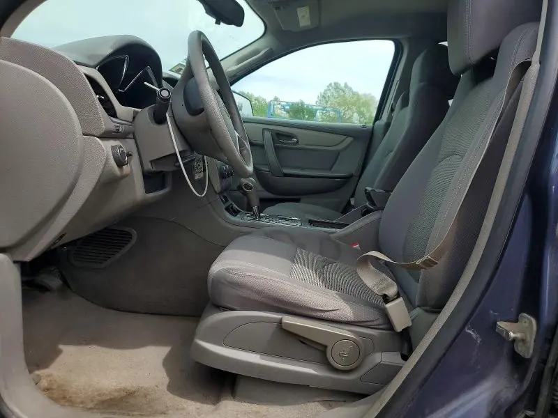 2014 CHEVROLET TRAVERSE LS  