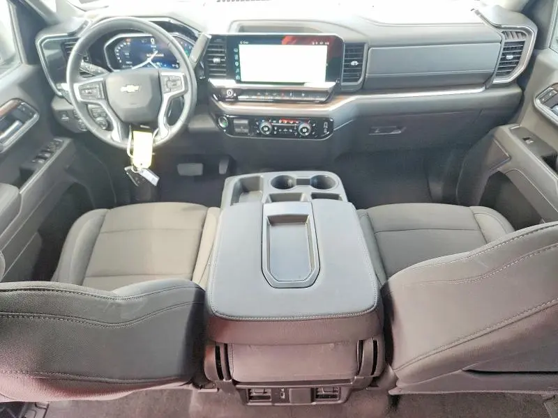 2026 CHEVROLET SILVERADO K1500 LT  