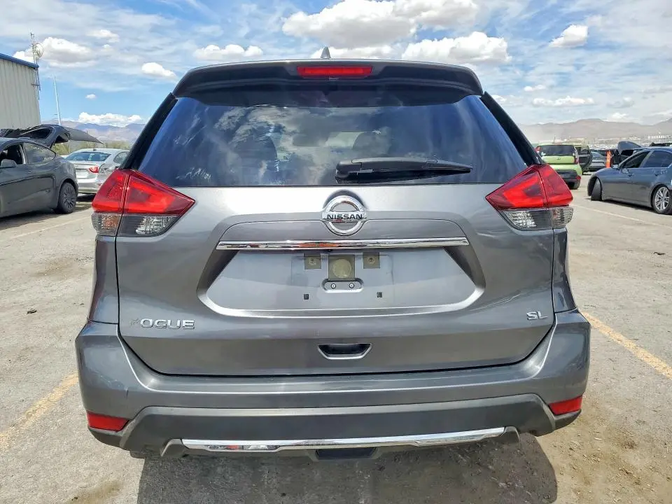 2018 NISSAN ROGUE SL  