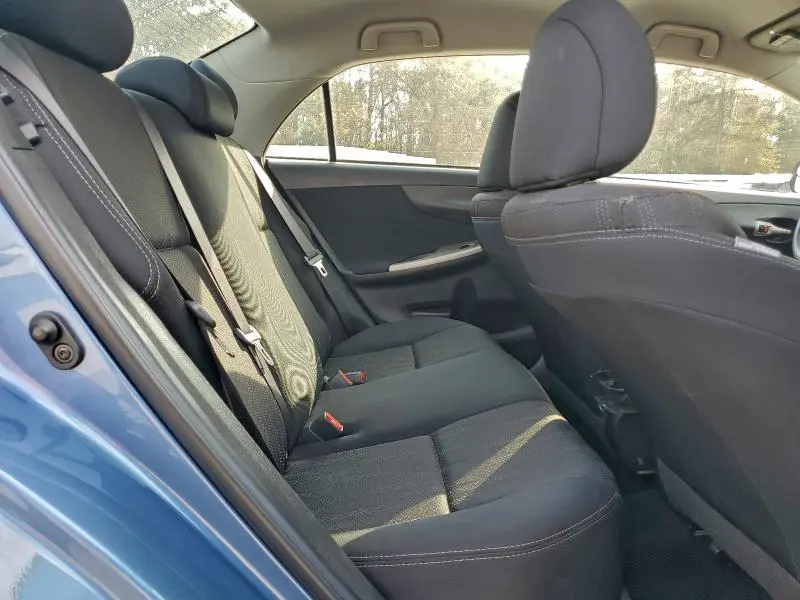 2013 TOYOTA COROLLA BASE  
