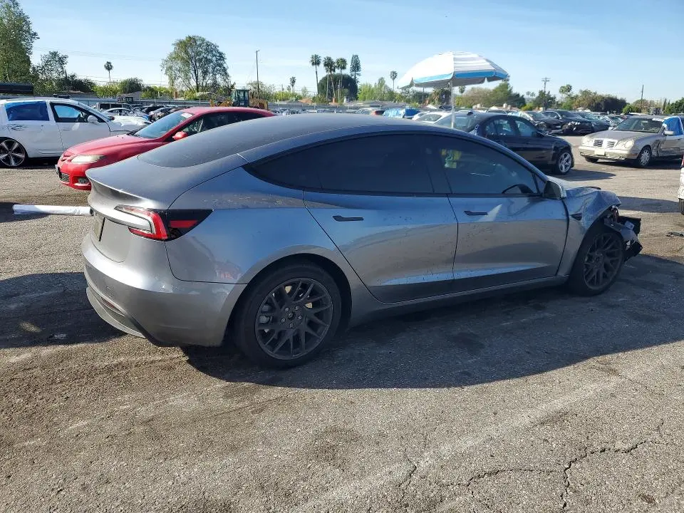 2024 TESLA MODEL 3   