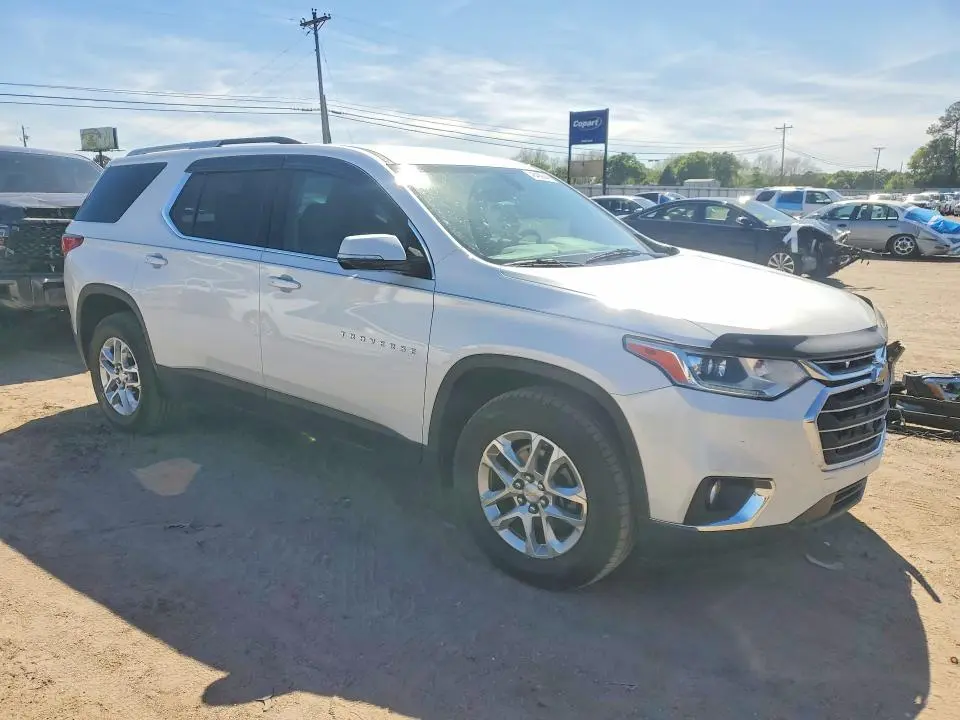 2018 CHEVROLET TRAVERSE LT  