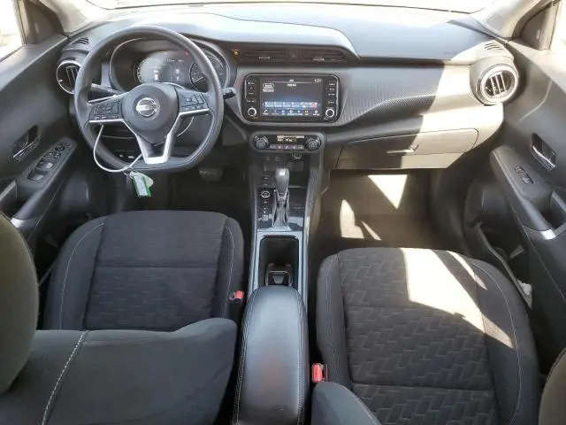 2021 NISSAN KICKS SV