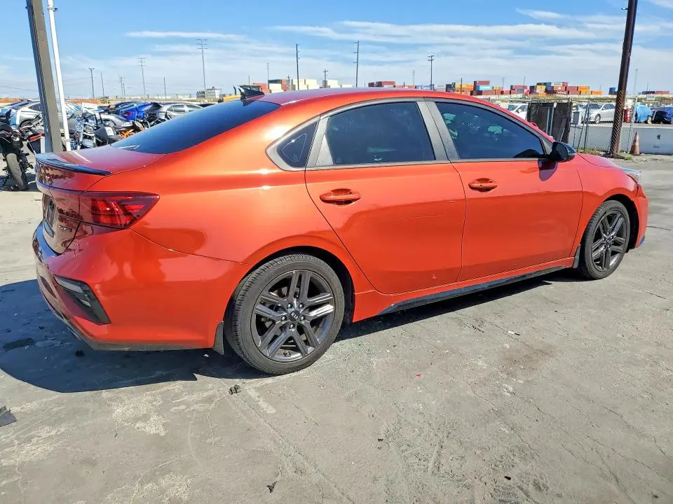 2021 KIA FORTE GT-LINE  