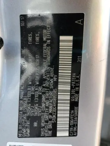 2017 TOYOTA SIENNA LE