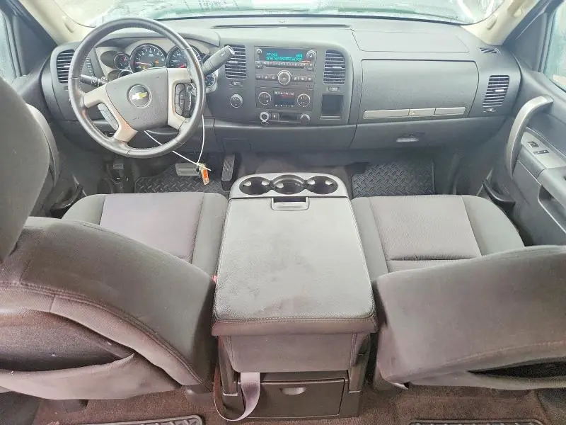 2011 CHEVROLET SILVERADO K2500 HEAVY DUTY LT  