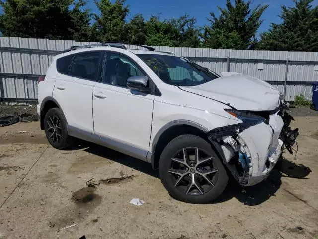 2018 TOYOTA RAV4 SE