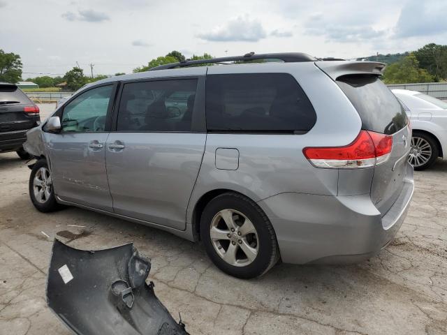 2013 TOYOTA SIENNA LE