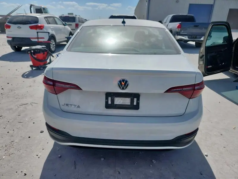 2024 VOLKSWAGEN JETTA SPORT  