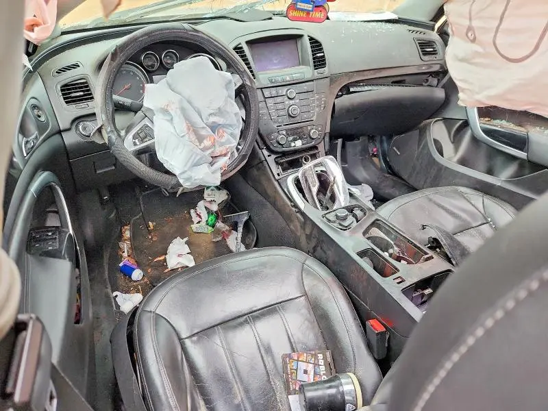 2011 BUICK REGAL CXL  