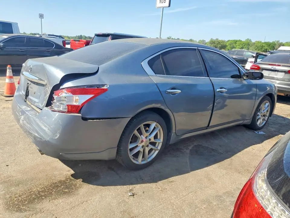 2010 NISSAN MAXIMA 3.5 S  