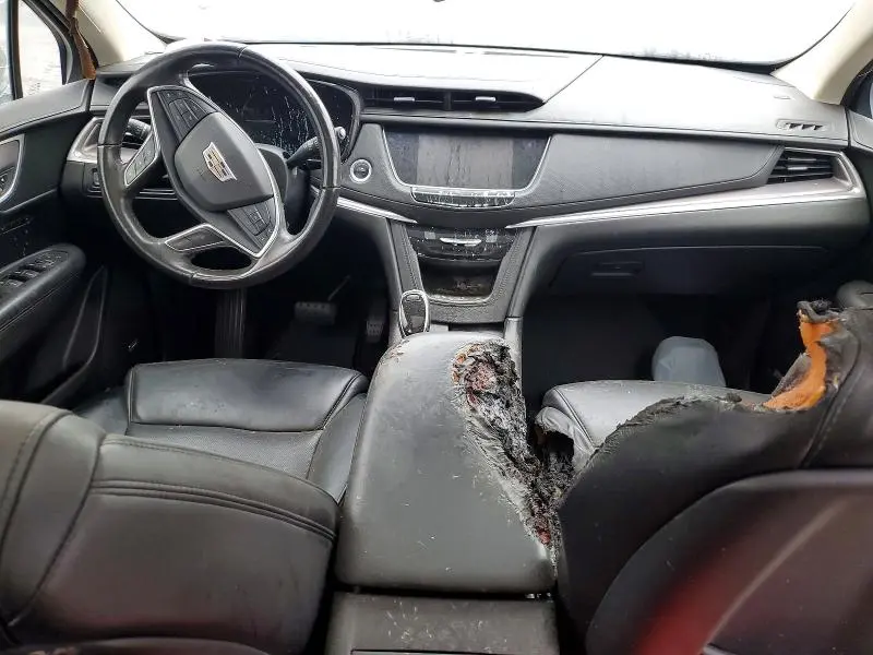 2018 CADILLAC XT5 LUXURY  