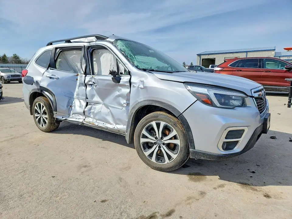2021 SUBARU FORESTER LIMITED  