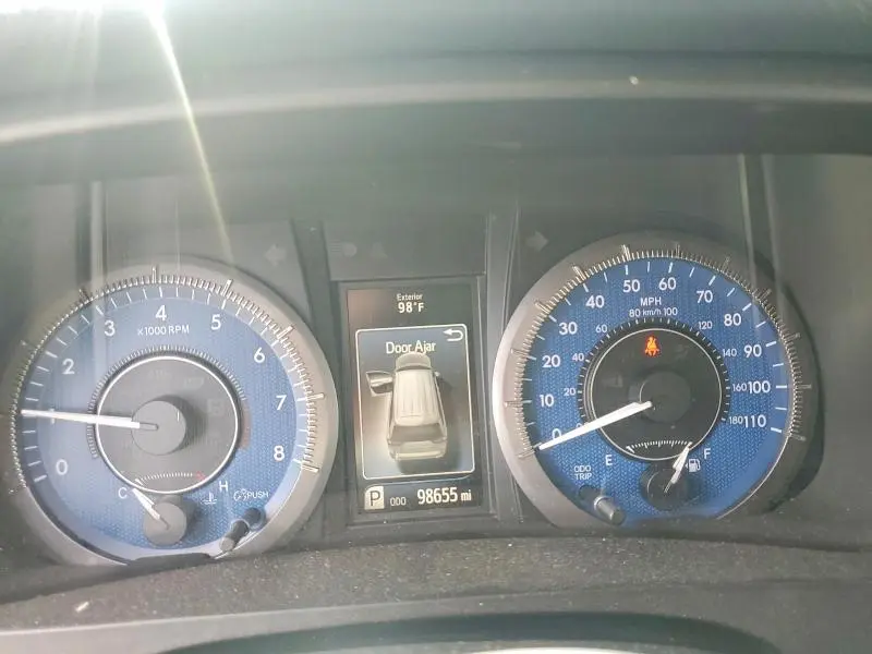 2017 TOYOTA SIENNA XLE 8-PASSENGER  
