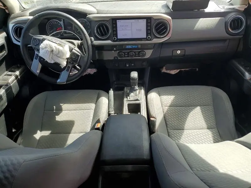 2022 TOYOTA TACOMA SR5 V6  