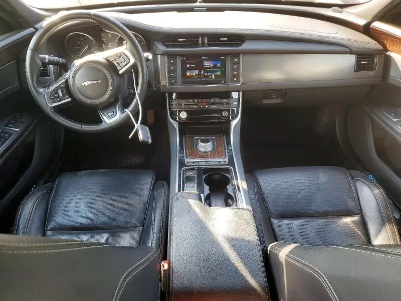 2016 JAGUAR XF S  