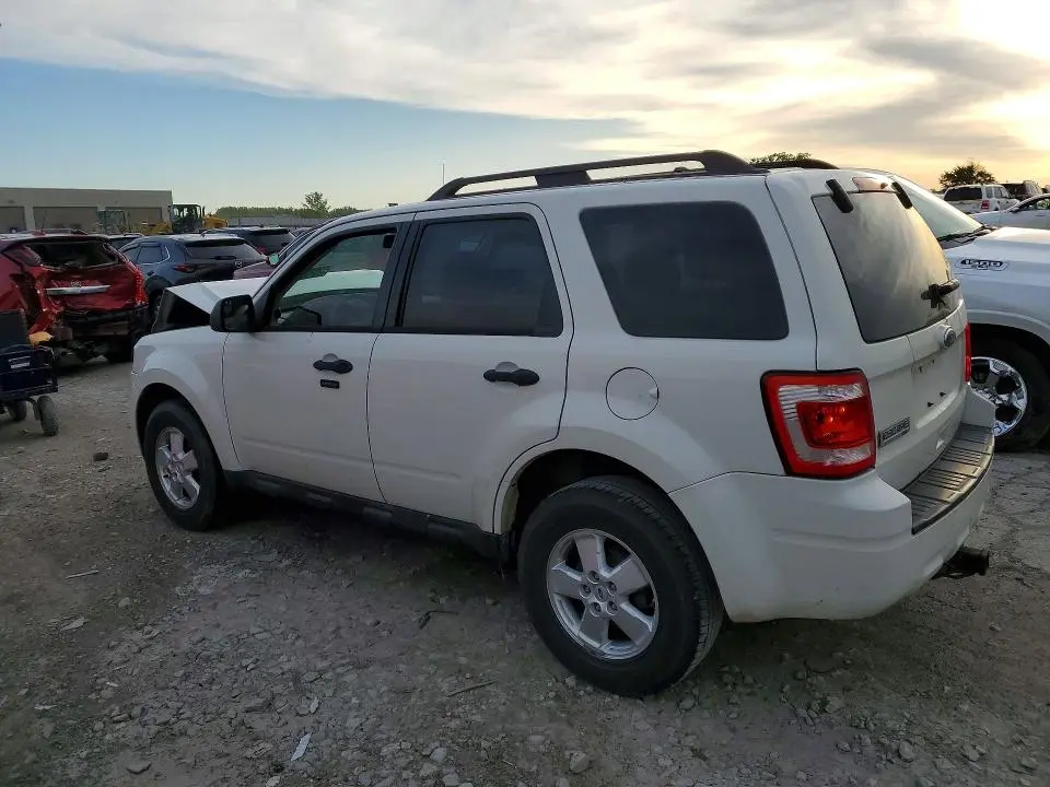 2011 FORD ESCAPE XLT  