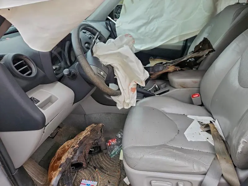 2011 TOYOTA RAV4 LIMITED  