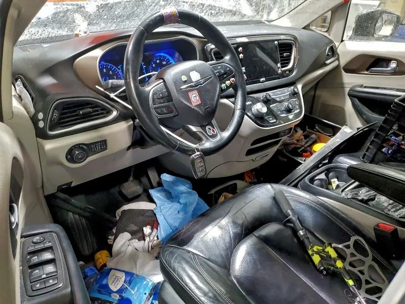 2017 CHRYSLER PACIFICA TOURING L  