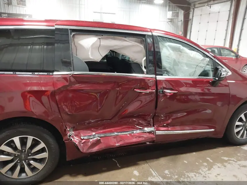 2023 CHRYSLER PACIFICA HYBRID LIMITED