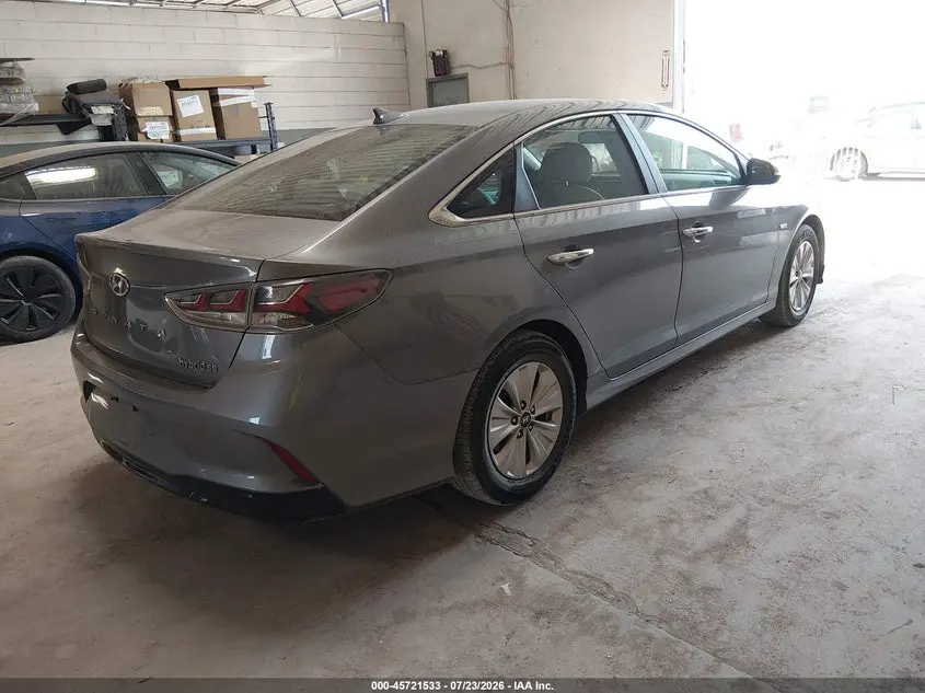 2018 HYUNDAI SONATA HYBRID SE