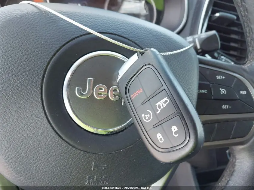 2019 JEEP CHEROKEE LIMITED 4X4