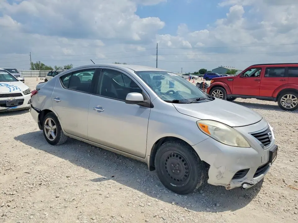 2012 NISSAN VERSA 1.6 S  