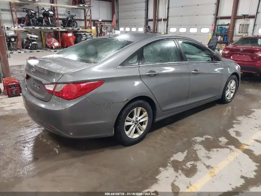 2013 HYUNDAI SONATA GLS