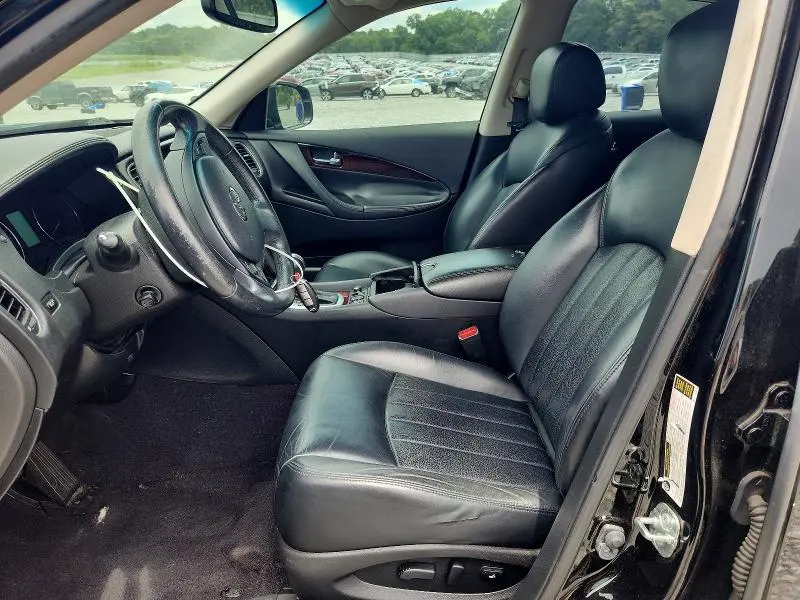 2016 INFINITI QX50 BASE  