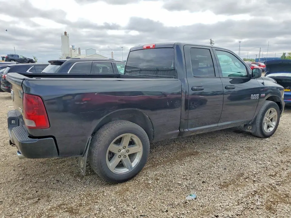 2015 RAM 1500 ST  